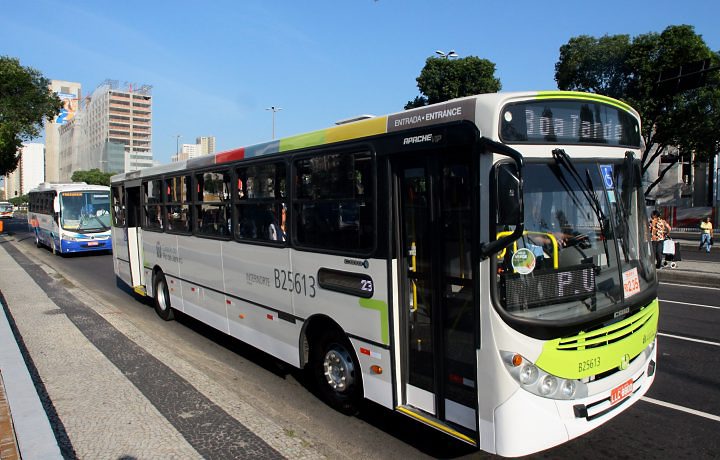 Frota carioca de ônibus só será 100% climatizada em 2020