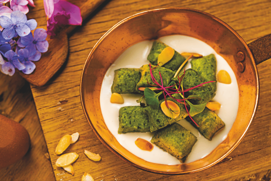 Nhoque de folha de anis ao molho de queijo de cabra: R$ 44,00 Nhoque de folha de anis ao molho de queijo de cabra: R$ 44,00