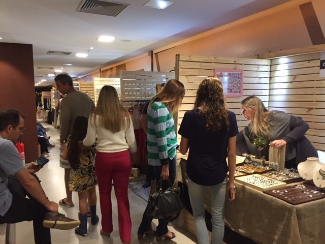 Vogue Square vai customizar camisetas para o Rock in Rio