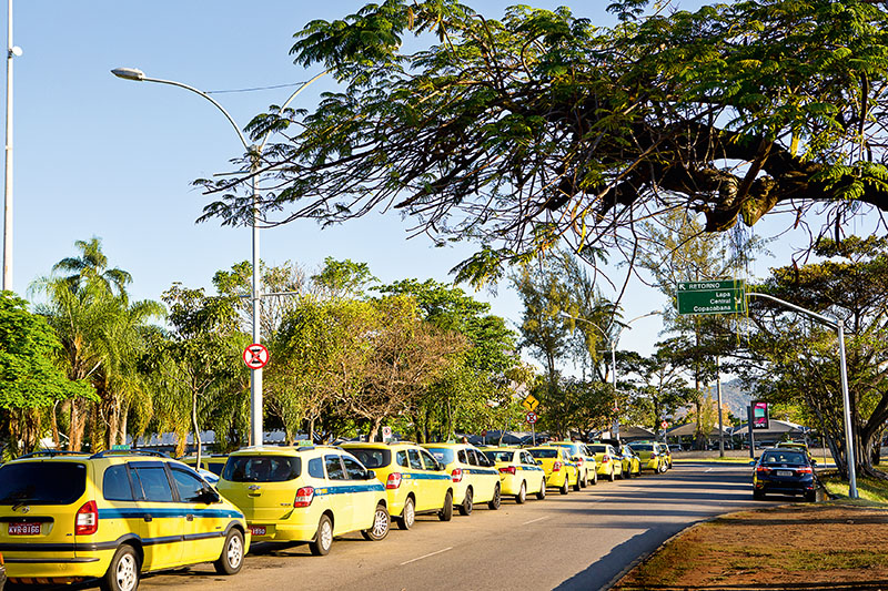 Prefeitura vai lançar aplicativo de táxi com descontos de até 40%