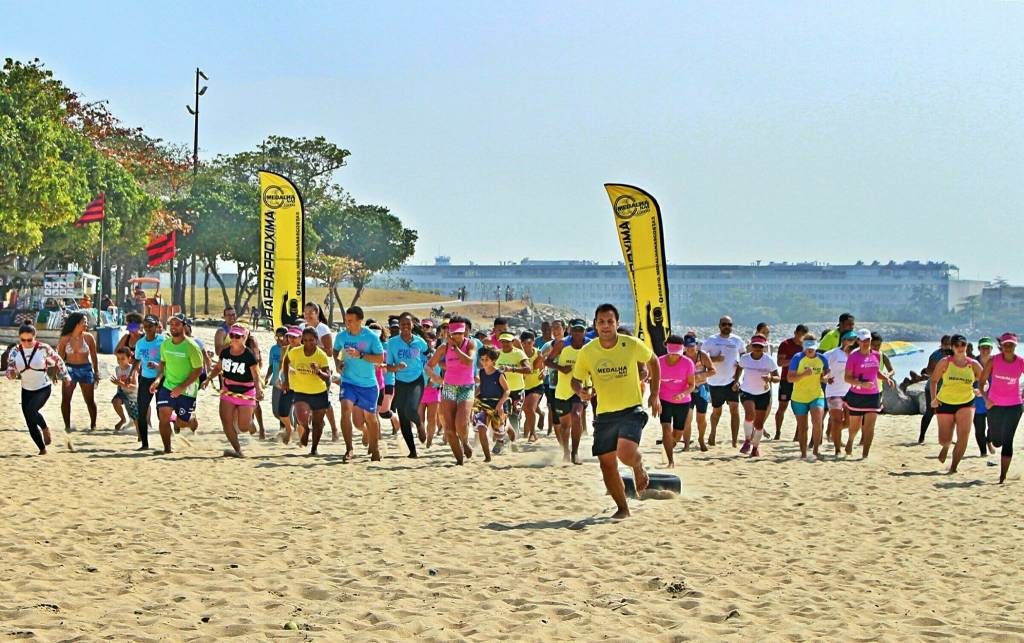 Aterro do Flamengo tem aula funcional gratuita e solidária