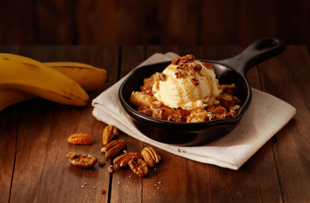 Outback lança sobremesa com banana e calda de caramelo