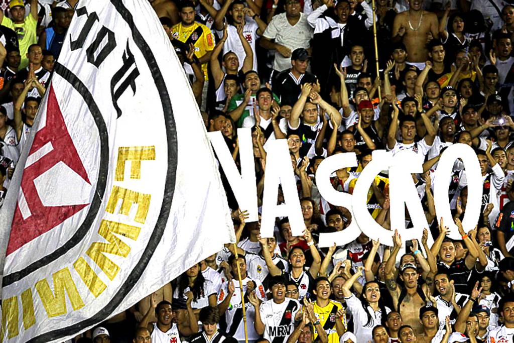 Força Jovem terá de manter distância do Vasco durante eleição