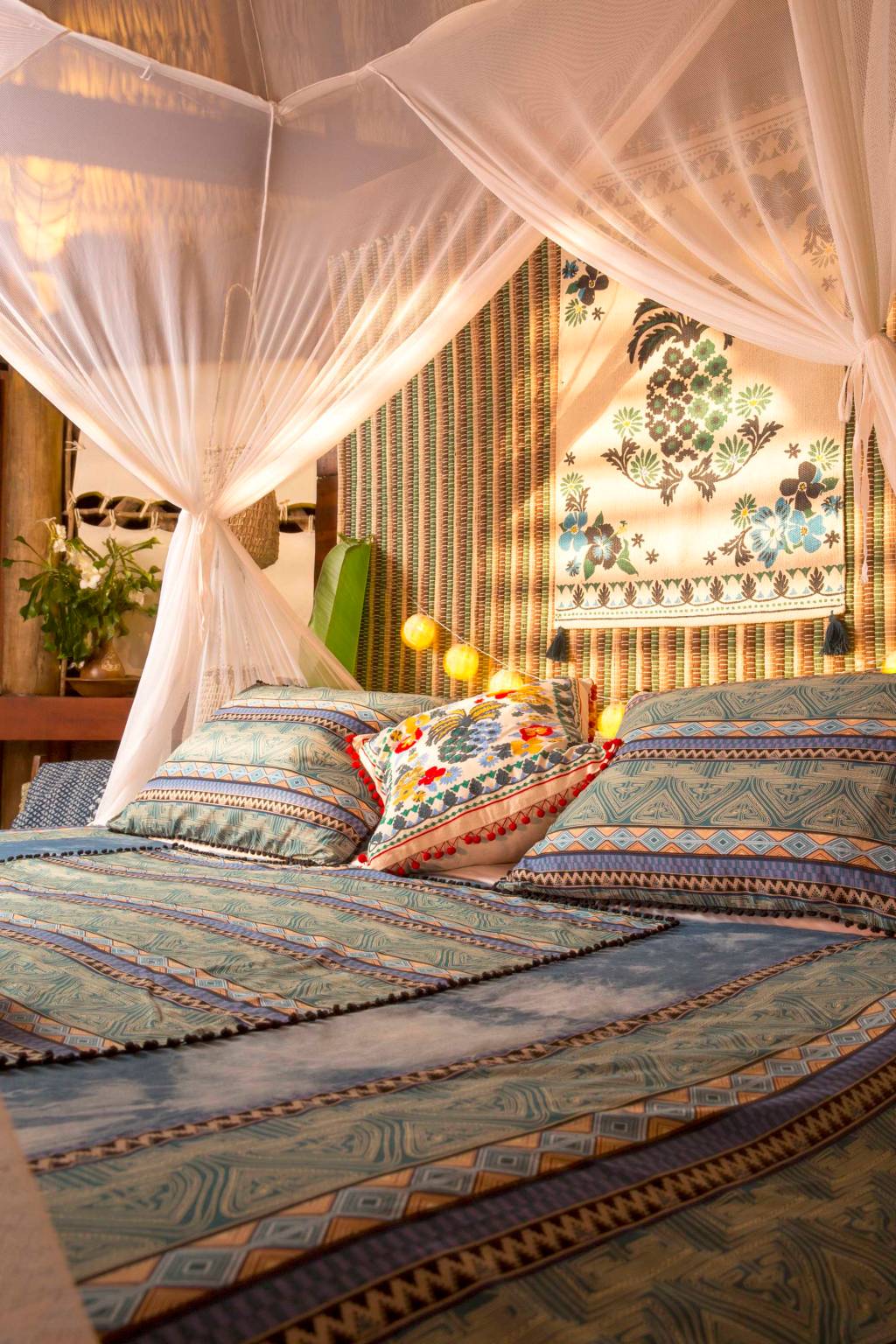 Grifes de roupas investem em jogos de cama e decoração