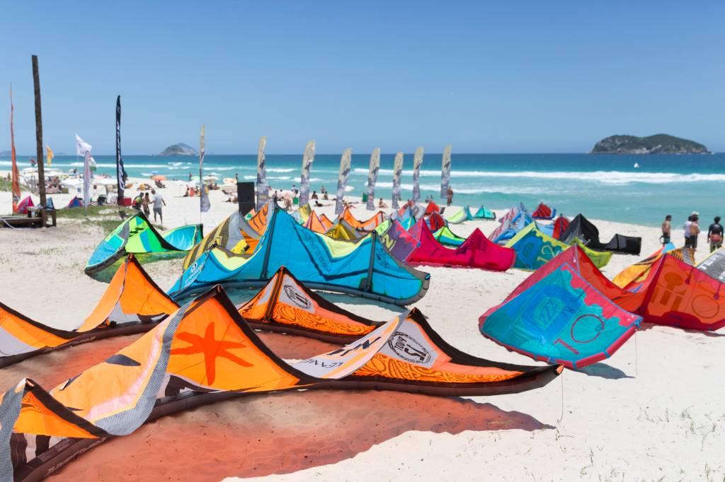 Campeonato de Kite Wave define campeão brasileiro na Barra