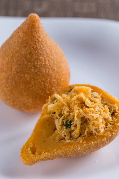 A boa e velha coxinha rende um lanche despretensioso