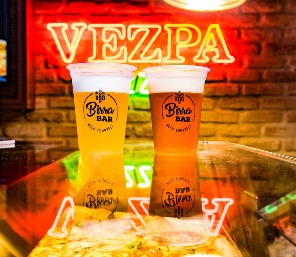 Birra Bar comemora um ano com torneiras liberadas