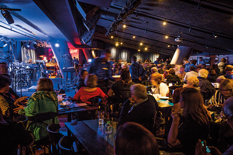 Blue Note Rio desafina no pagamento de cachês aos artistas