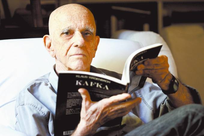 Morre o escritor Rubem Fonseca, aos 94 anos