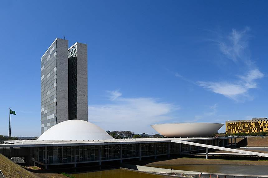 Senado aprova Lei Aldir Blanc, de apoio a setor cultural