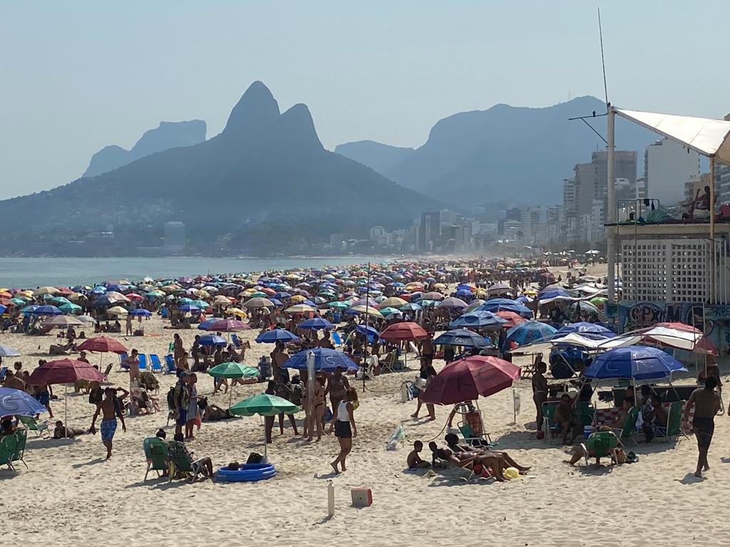 Coronavírus: Marcelo Crivella libera geral nas praias da cidade