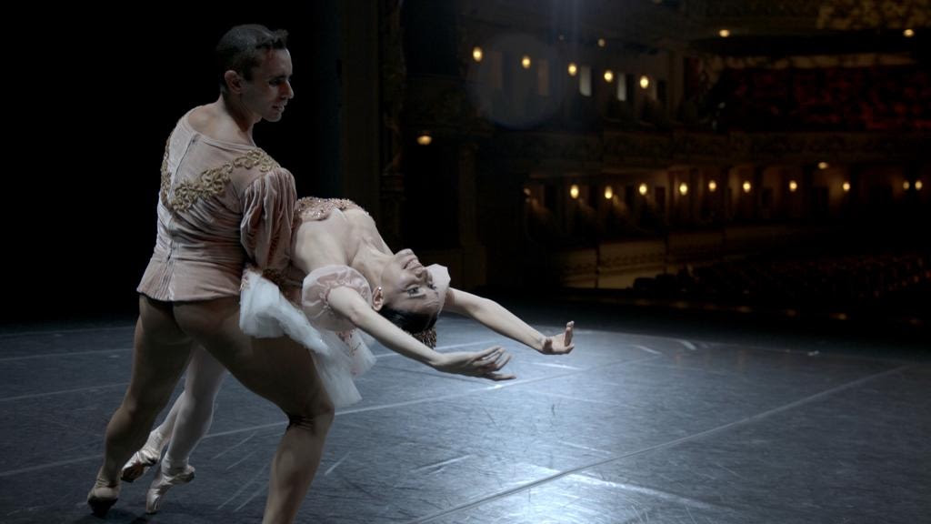 Theatro Municipal terá concerto e apresentação de balé on-line