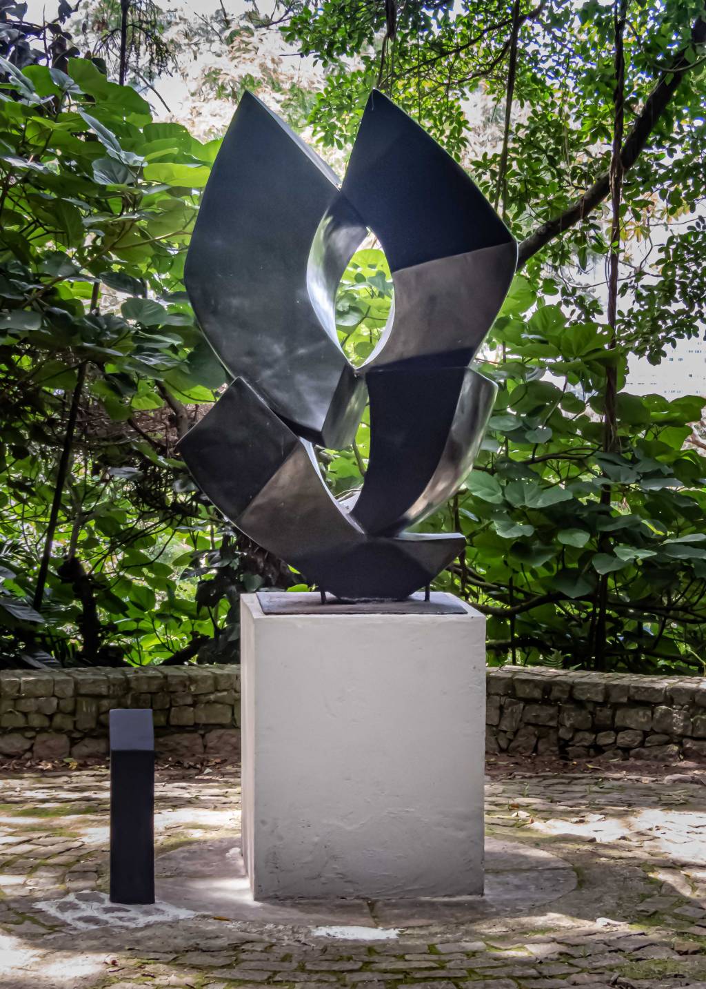 Museu a céu aberto: esculturas do Parque da Catacumba são revitalizadas