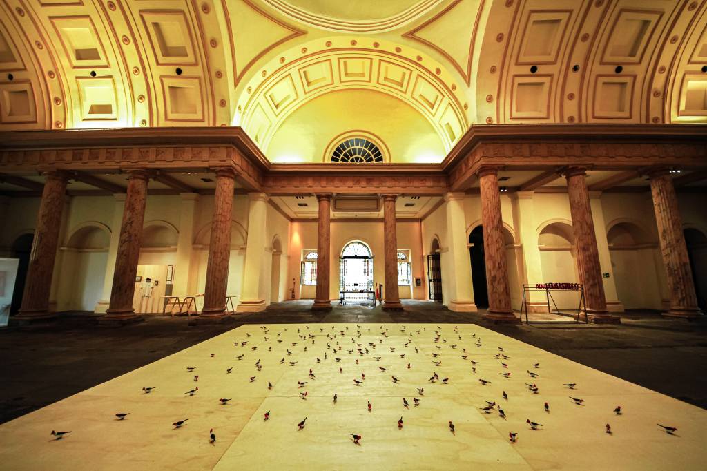 Casa França-Brasil reabre com mostra que celebra 200 anos de história