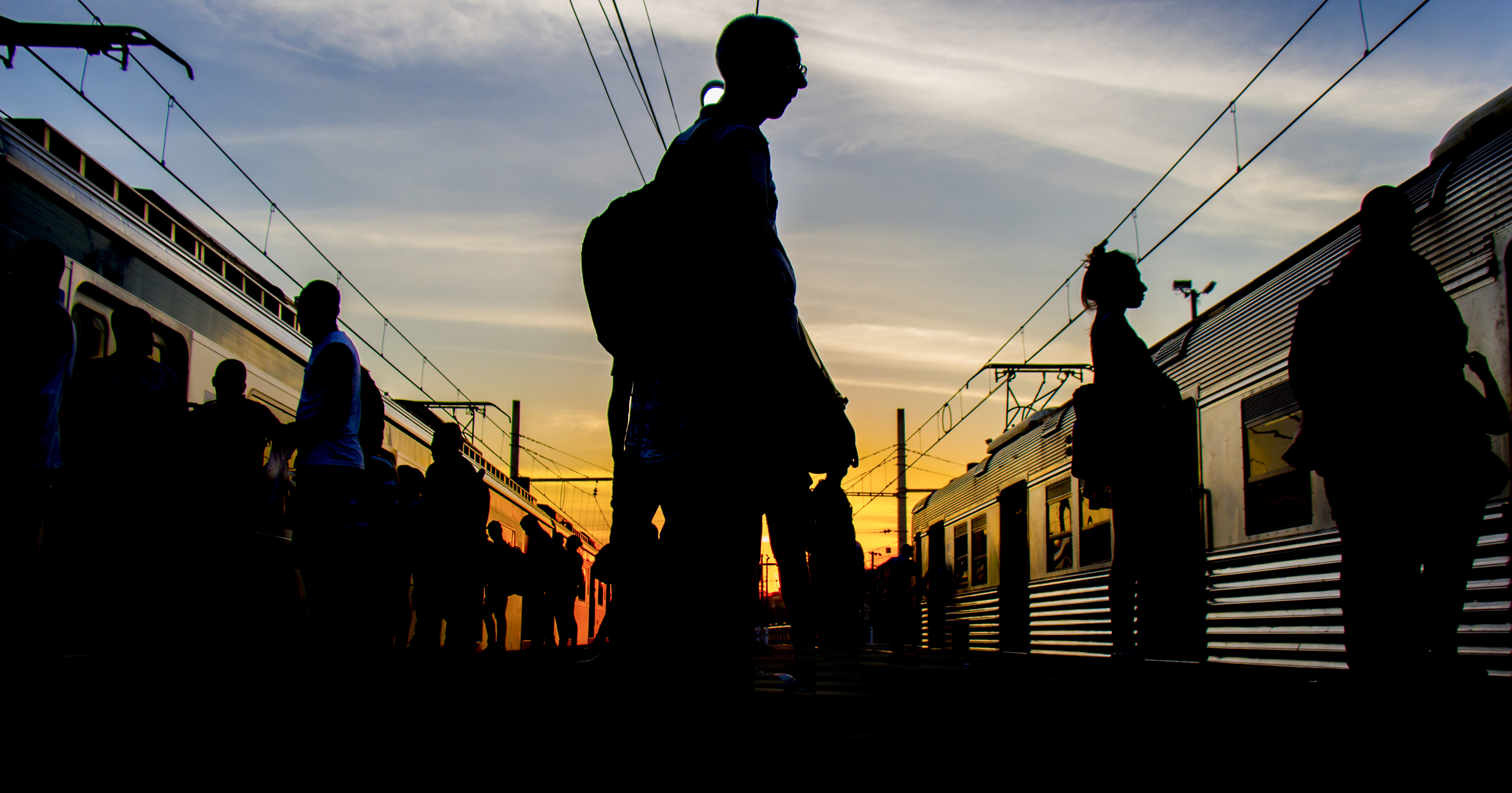 Passageiros na esta&ccedil;&atilde;o de trem Central do Brasil. Rio de Janeiro, 19/10/2017