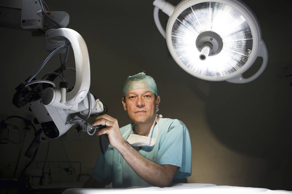 Paulo Niemeyer: mistérios e maravilhas do cérebro vão virar série