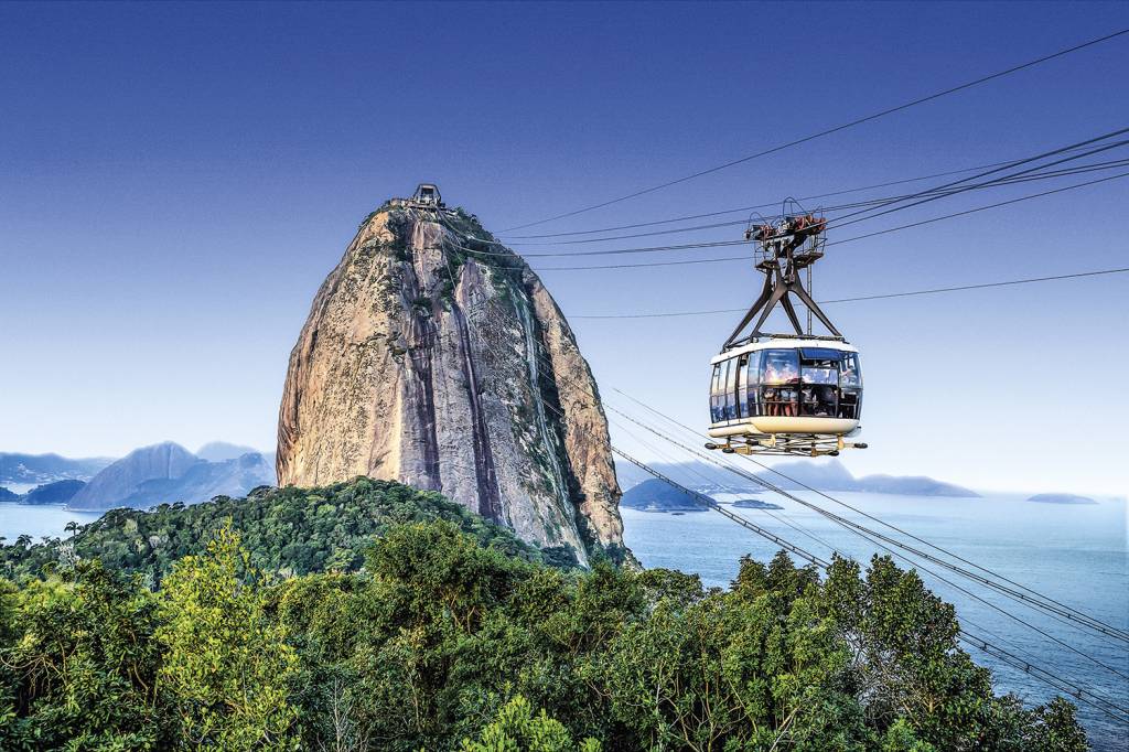 Orgulho LGBTQIA+: hotéis, bares e outras atrações dão descontos em junho