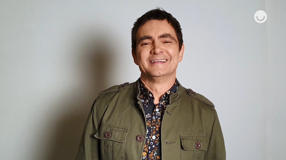 Samuel Rosa em rara entrevista após anunciar o fim do Skank