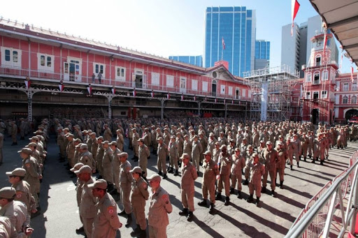 Casal é impedido de vacinar porque… usava camisa contra Bolsonaro
