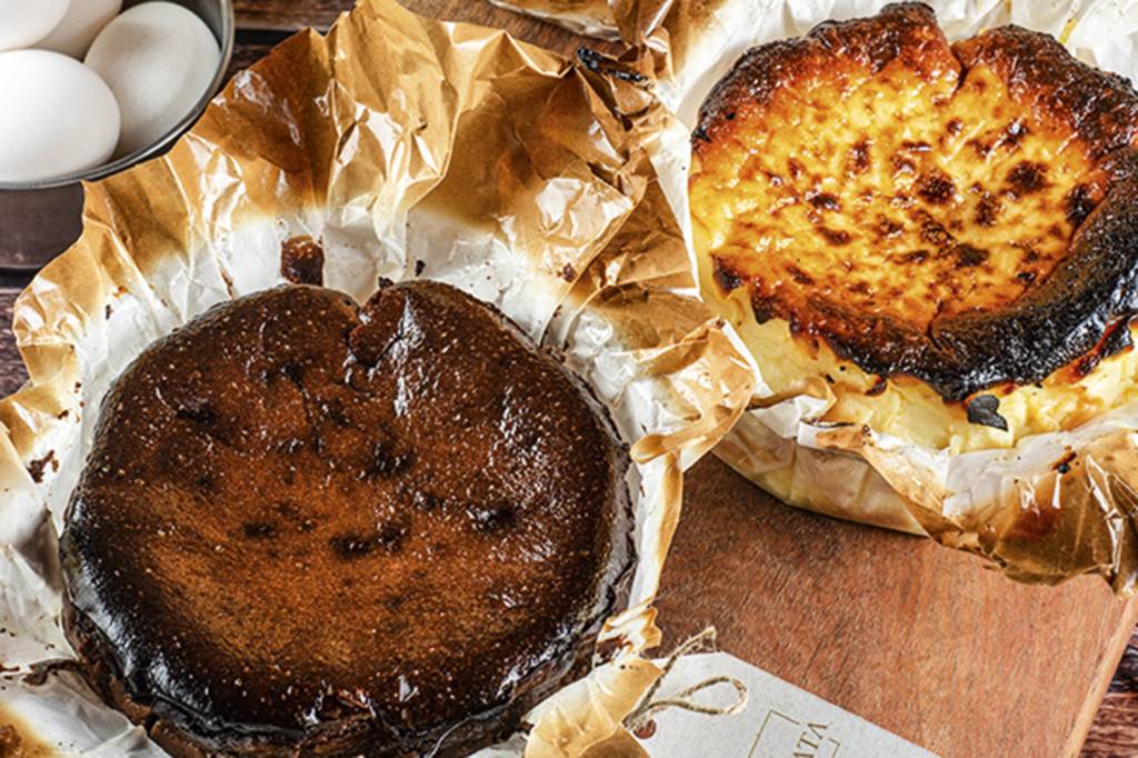 A torta da moda: três saborosas versões do cheesecake basco por delivery