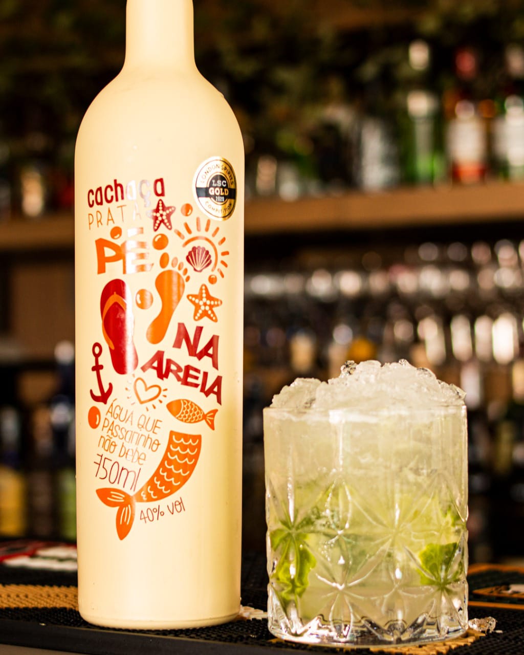 P&eacute; na Areia: cacha&ccedil;a premium serve de base para as cria&ccedil;&otilde;es do evento no Yoo2