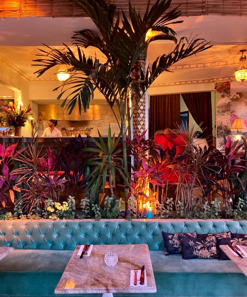 Ambiente: com refer&ecirc;ncias tropicais