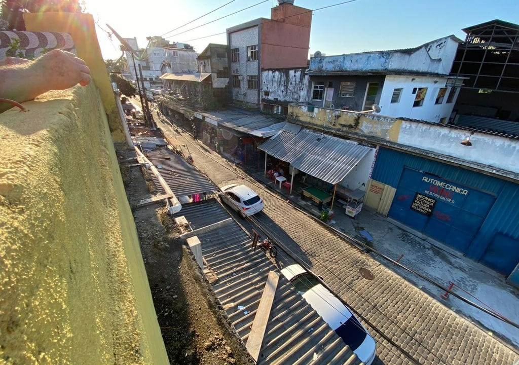 Foto de rua que está no filme "Na rua de baixo, onde é proibido passar"