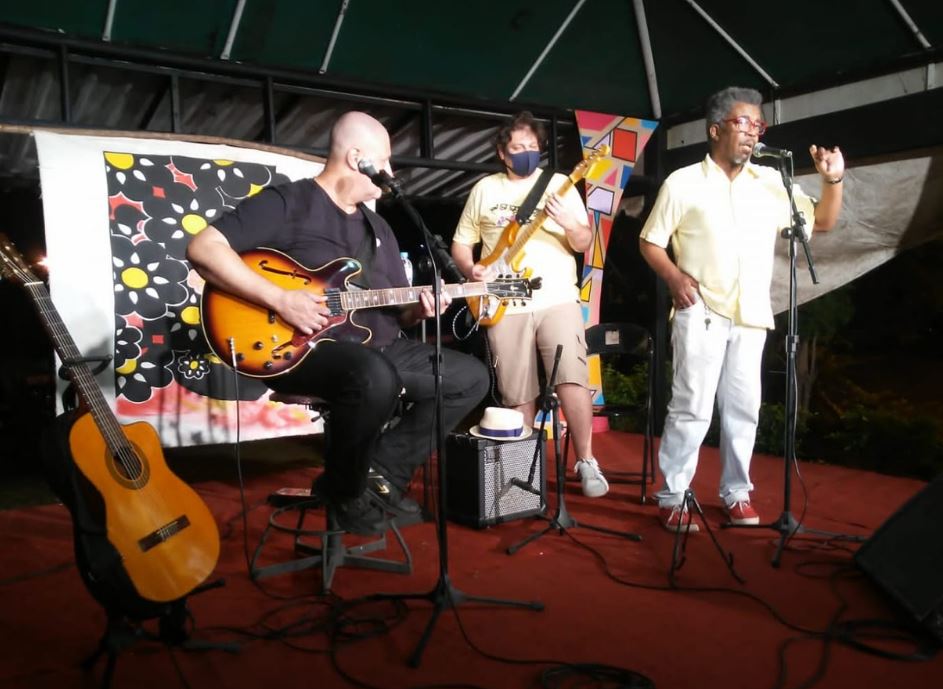 Palco Lona Foto a Live Causos, Causas e Canções em homenagem a Solano Trindade - Realizada pelo CASARTI - na Lona João Bosco - 2021