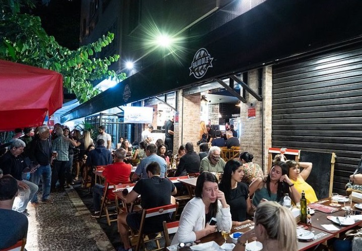 O Balaio do Zé na Travessa dos Tamoios: sucesso desde o dia da inauguração O Balaio do Zé na Travessa dos Tamoios: sucesso desde o dia da inauguração