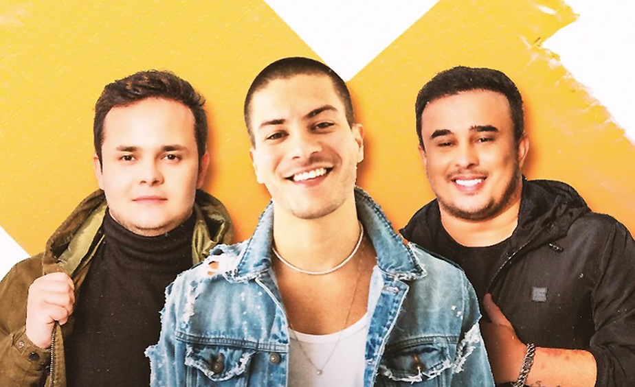 Mesmo no BBB, Arthur Aguiar retoma carreira musical aqui fora