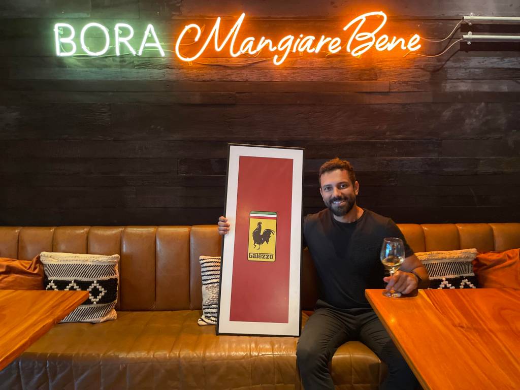 Galezzo: A casa do “franguinho amarelo” na General Osório