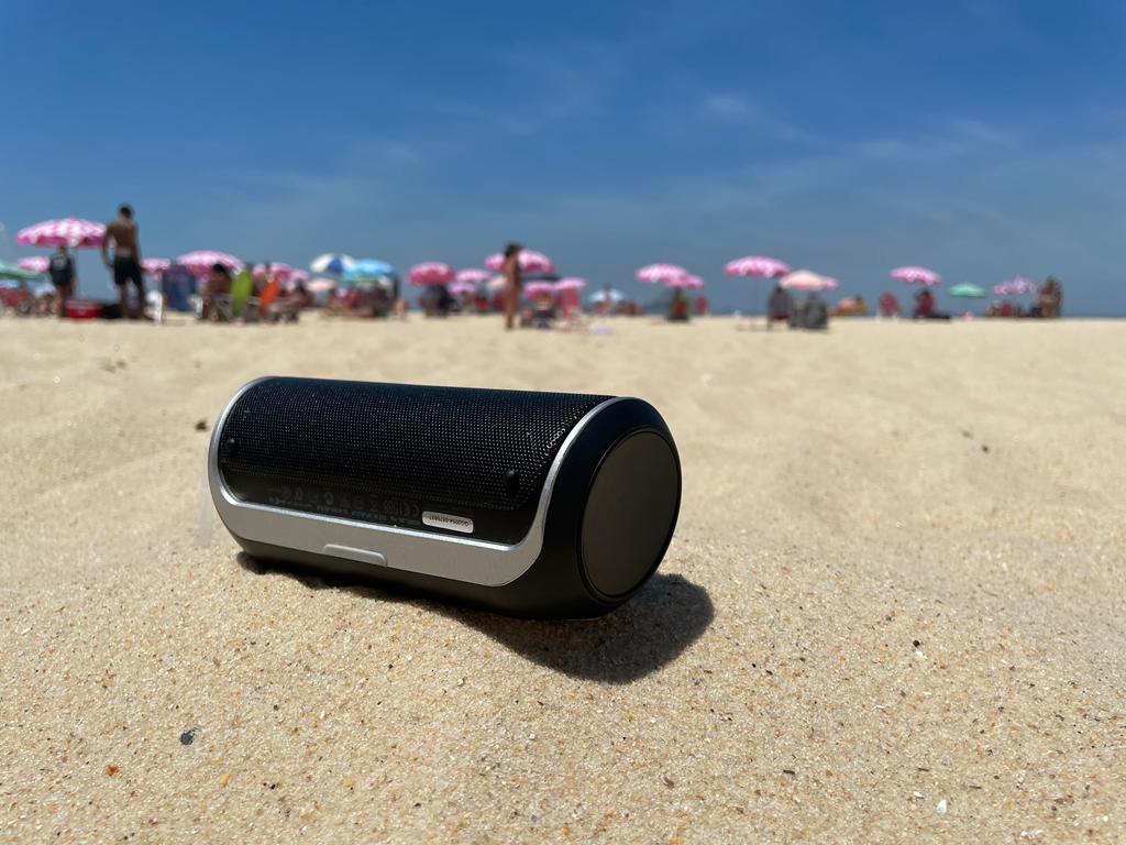 É sério? Vereadores criam projeto para voltar com caixas de som nas praias