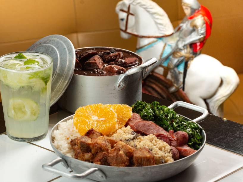 Bar do Zeca: a feijoada tem o tempero do Toninho, do Bar do Momo Bar do Zeca: a feijoada tem o tempero do Toninho, do Bar do Momo