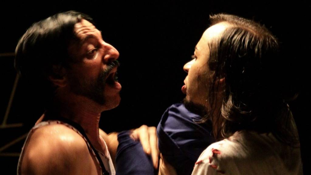 Pequena Companhia de Teatro, do Maranhão, leva Kafka ao palco do CCBB