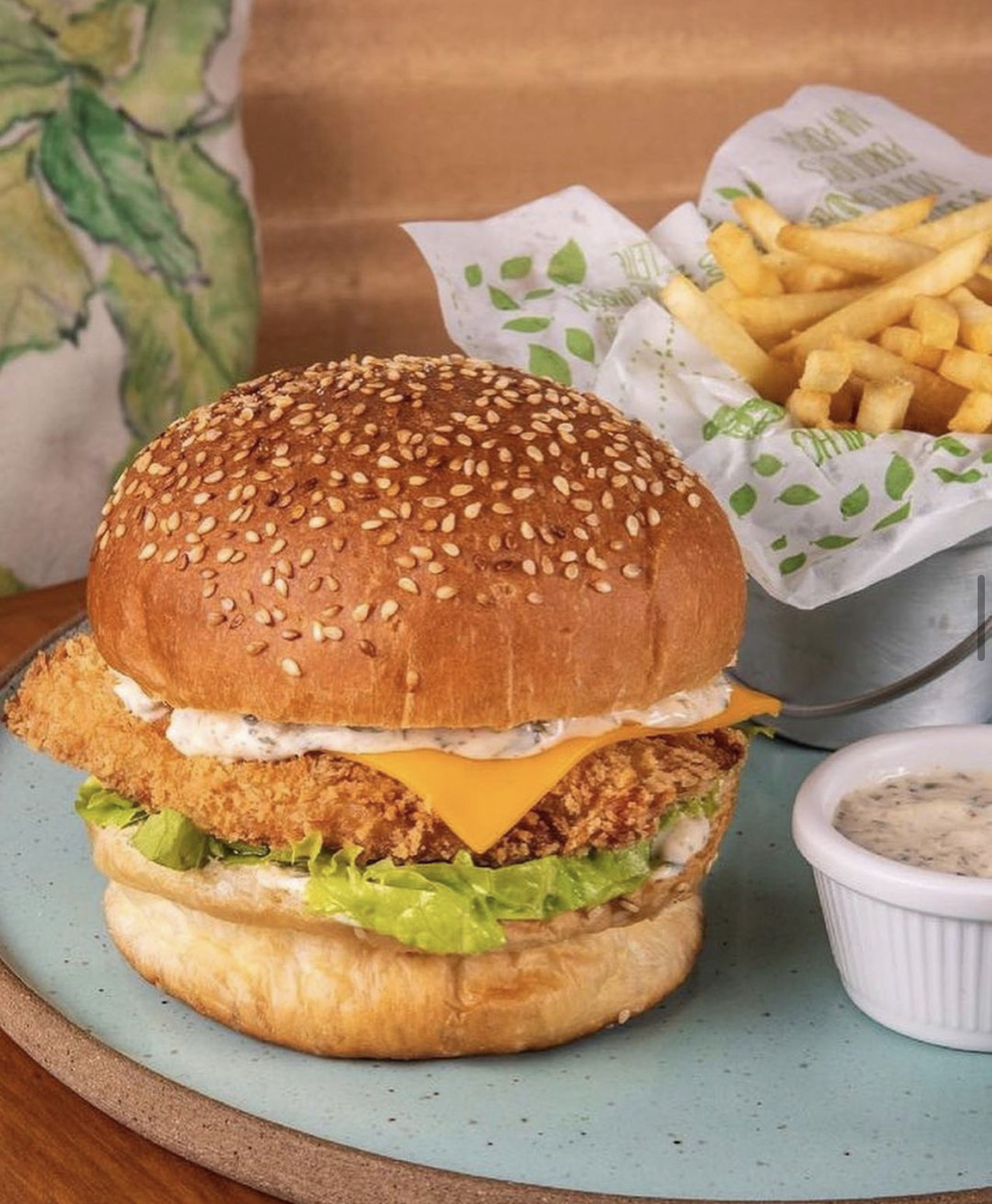 Emp&oacute;rio Jardim: a til&aacute;pia empanada foi parar dentro do p&atilde;o feito na casa do Jardim Bot&acirc;nico