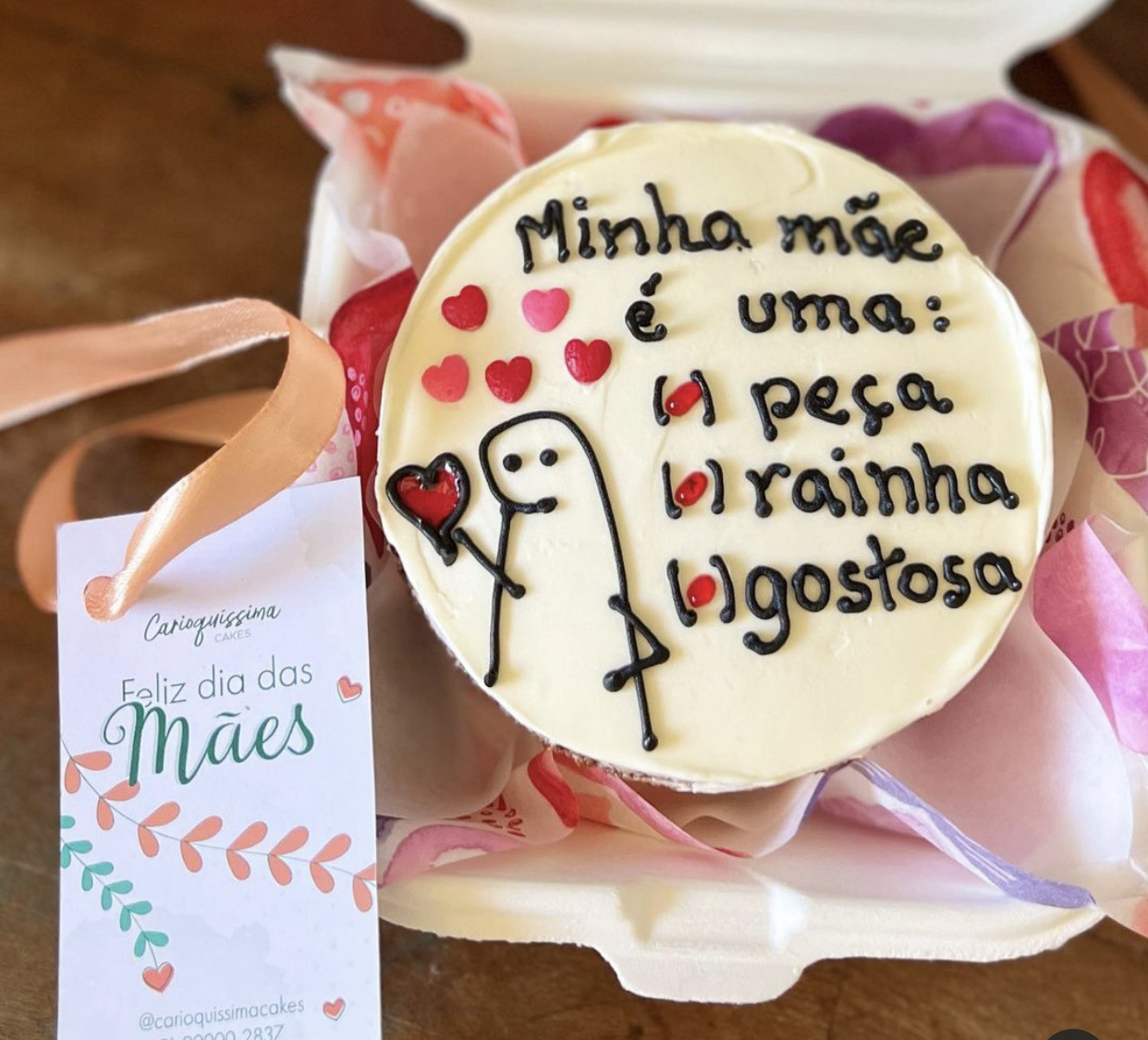 Carioqu&iacute;ssima: a marca tem pedidos tamb&eacute;m com a frase: 'm&atilde;e de pet'