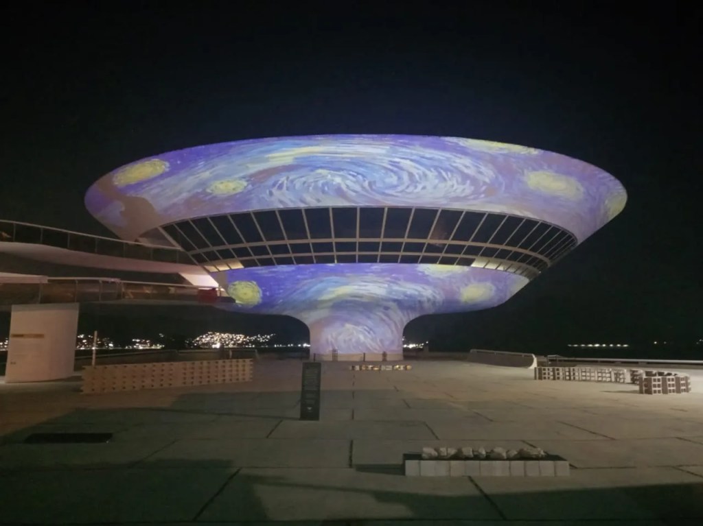 É de graça: exposição imersiva de Van Gogh ganha edição especial no MAC