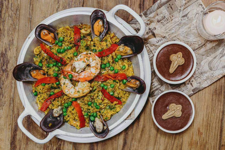 Adega Santiago: a paella da casa é a estrela, com mousse na sobremesa Adega Santiago: a paella da casa é a estrela, com mousse na sobremesa