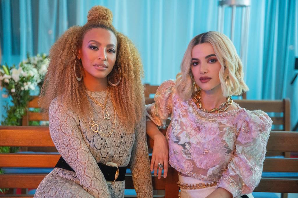 Maldivas, a nova série da Netflix, é ambientada em condomínio da Barra