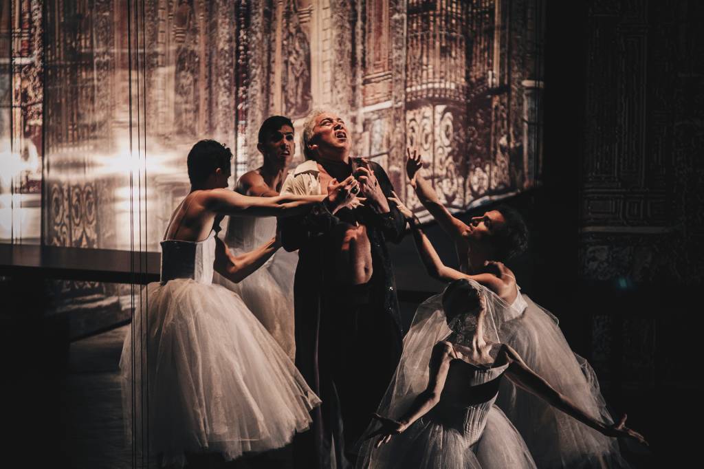 Dois Giovannis e uma cidade