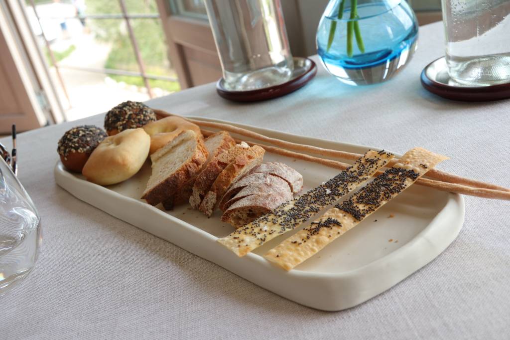 Cadê o pão do meu couvert?