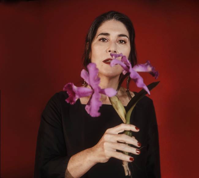 MONICA SALMASO-DIV LORENA DINI-senhora das cancoes Além do Senhora das Canções, a cantora fará turnê com Chico Buarque.