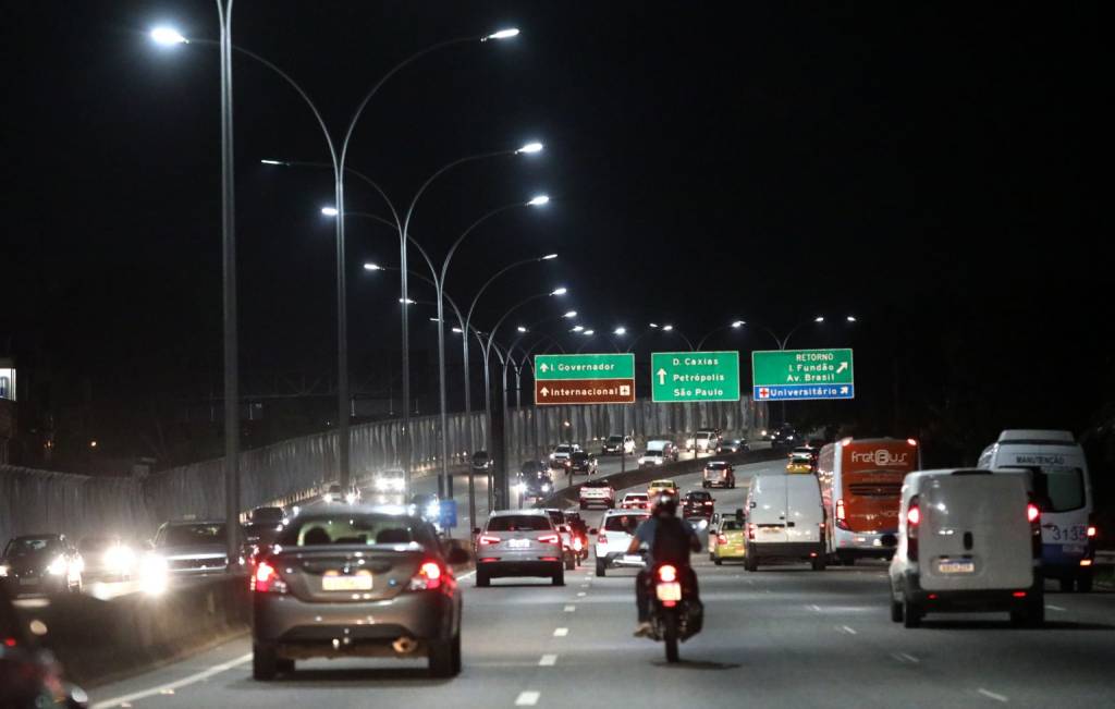 Muro na Linha Vermelha mostra falência do Estado, diz ex-comandante da PM