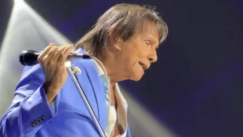 A explicação de Roberto Carlos sobre a irritação com fã em show