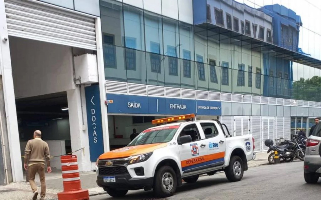 Após tremores, Prefeitura vistoria prédio com risco de queda no Centro