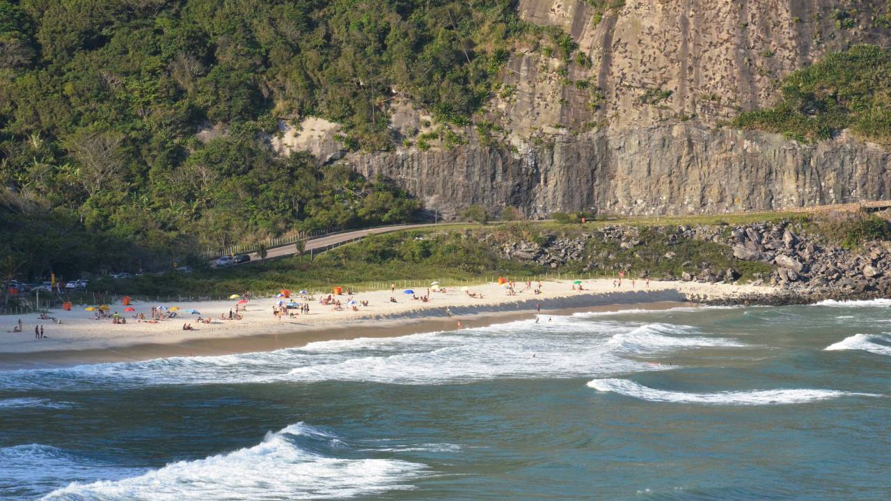 Foto mostra Prainha, na Zona Oeste