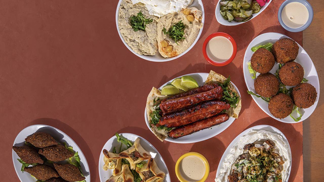 Quibes, esfihas, pastas e muito mais: oferta variada -
