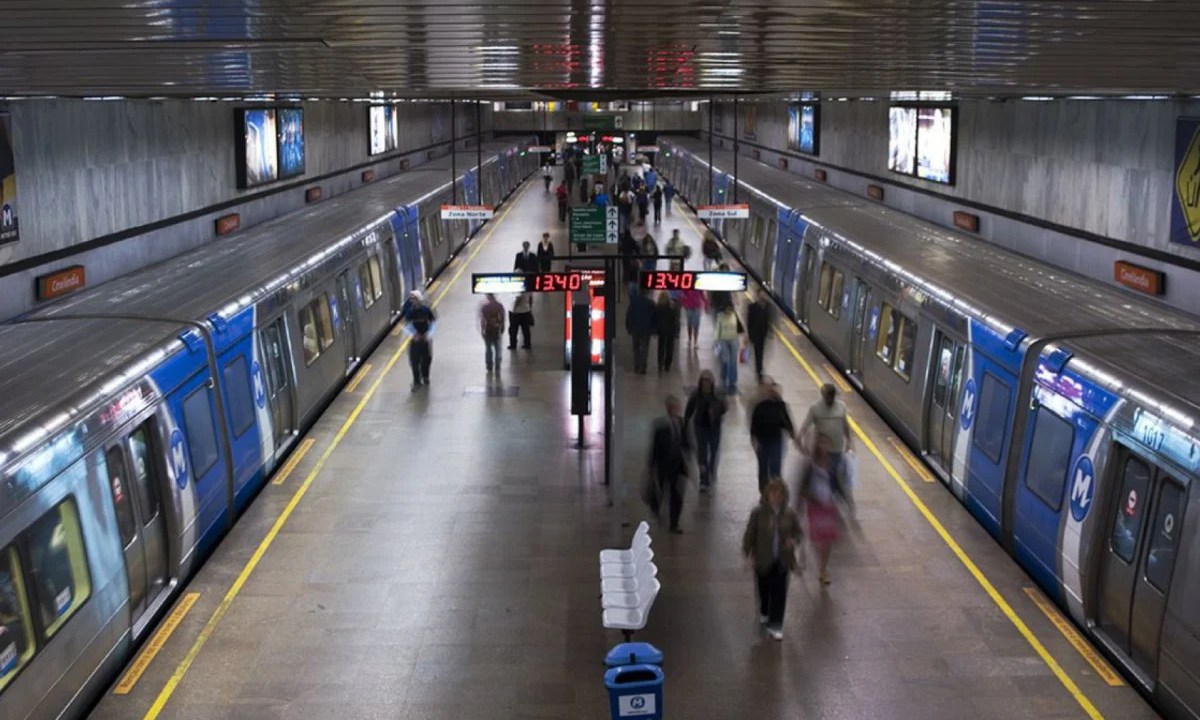 Metrô: inscritos no Enem não pagam passagem nos dias de prova este ano.