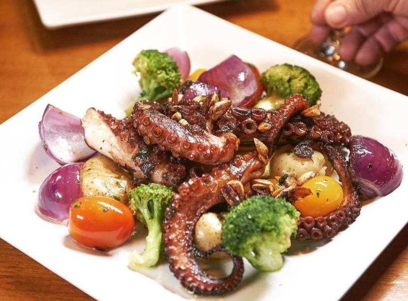 Polvo à lagareiro: um dos destaques no menu do Balaio do Zé Polvo à lagareiro: um dos destaques no menu do Balaio do Zé