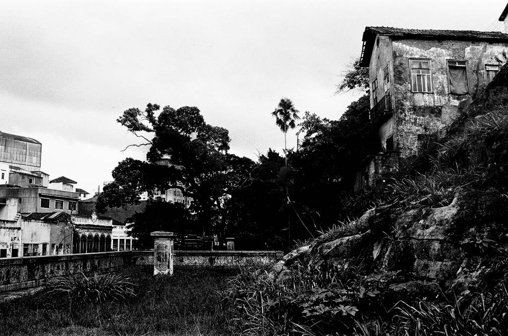 Mostra no Jardim Suspenso do Valongo revela cotidiano antes do Porto Maravilha